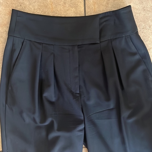 Michael Kors Cropped Trousers - Picture 3 of 8